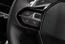 2025 Peugeot 2008 Allure Hybrid P24 MY25 Okenite White