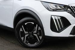 2025 Peugeot 2008 Allure Hybrid P24 MY25 Okenite White