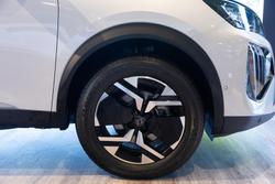 2025 Peugeot 2008 Allure Hybrid P24 MY25 Okenite White