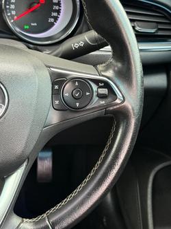 2019 Holden
Commodore LT