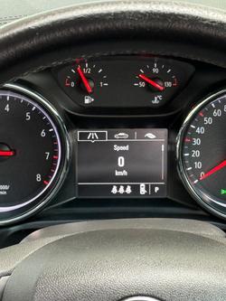 2019 Holden
Commodore LT