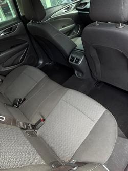 2019 Holden
Commodore LT