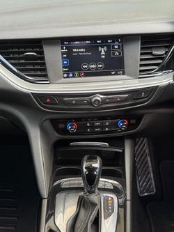 2019 Holden
Commodore LT
