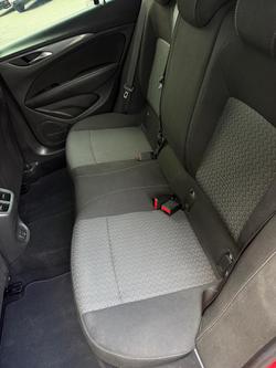 2019 Holden
Commodore LT