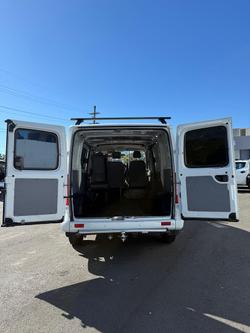 2020 LDV
V80