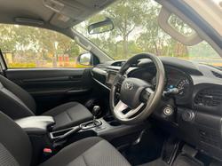 2019 Toyota
HiLux WorkMate