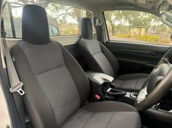 2019 Toyota
HiLux WorkMate