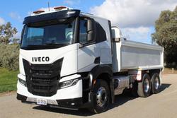 2024 Iveco
S-WAY AT 460