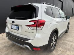 2021 Subaru
                Forester 2.5i-S