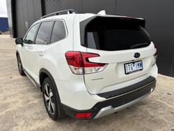 2021 Subaru
                Forester 2.5i-S