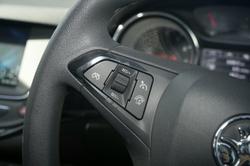 2018 Holden
Astra R
