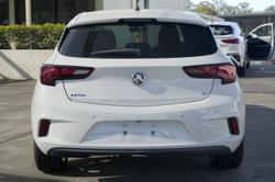 2018 Holden
Astra R