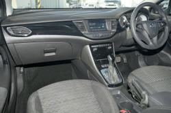 2018 Holden
Astra R