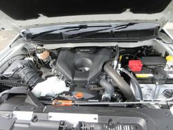 2025 Isuzu D-MAX BLADE