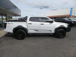 2025 Isuzu D-MAX BLADE