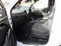 2025 Isuzu D-MAX BLADE