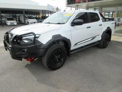 2025 Isuzu D-MAX BLADE