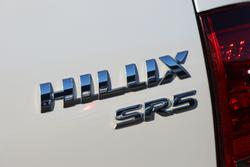 2017 Toyota
Hilux SR5 Hi-Rider