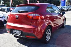 2013 Kia Rio S UB MY13 Signal Red
