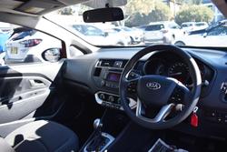 2013 Kia
Rio S
