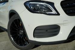 2017 Mercedes-Benz
GLA-Class GLA180