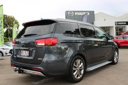 2017 Kia Carnival