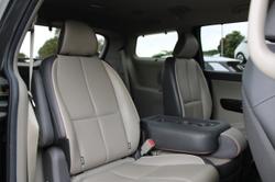 2017 Kia Carnival