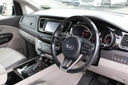 2017 Kia Carnival