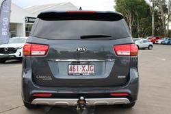 2017 Kia Carnival