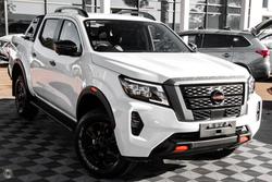2025 Nissan
Navara PRO-4X