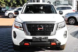 2025 Nissan
Navara PRO-4X