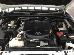 2017 Toyota
Hilux SR