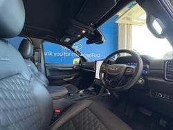 2024 Ford
Everest Platinum