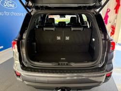2024 Ford
Everest Platinum