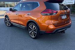 2017 Nissan
                X-TRAIL Ti