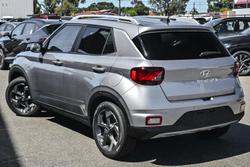 2025 Hyundai
                Venue Elite