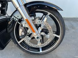 2025 Harley-davidson FLTRX ROAD GLIDE (117) Vivid Black