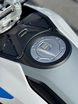 2025 BMW R 1300 GS Pure R 1300 White