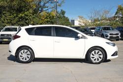 2018 Toyota Corolla Ascent ZRE182R Glacier White