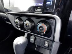 2017 Toyota
Corolla SX