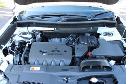 2020 Mitsubishi
Outlander LS