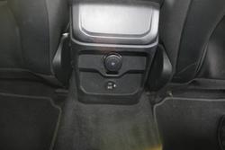 2022 Ford
Everest Sport