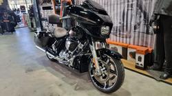 2025 Harley-davidson FLHX STREET GLIDE (117) Vivid Black