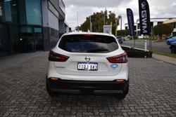 2018 Nissan
QASHQAI Ti