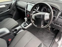 2018 Isuzu
MU-X LS-U