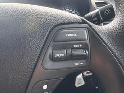 2017 Kia
Cerato S