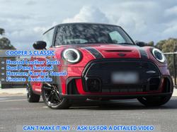 2023 MINI
Hatch Cooper S Classic