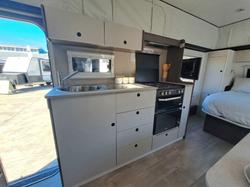 2023 JAYCO
                JOURNEY 17.55-8.OB.JY-MY23