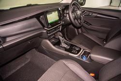2025 Isuzu
MU-X LS-U