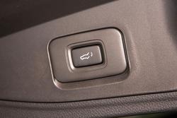 2025 Isuzu
MU-X LS-U